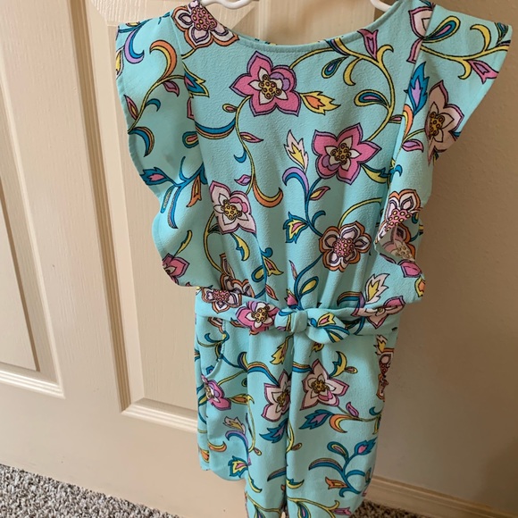 Short romper - Picture 1 of 2